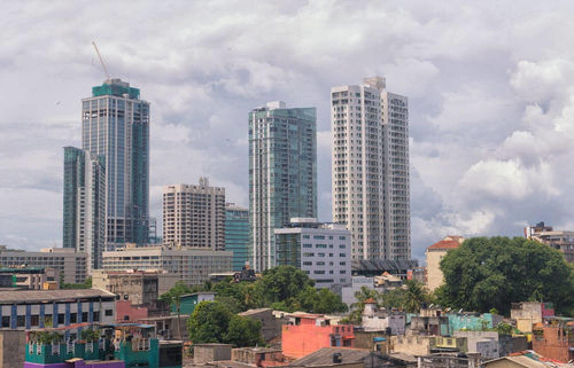 Metro City Hotel Colombo Exteriör bild